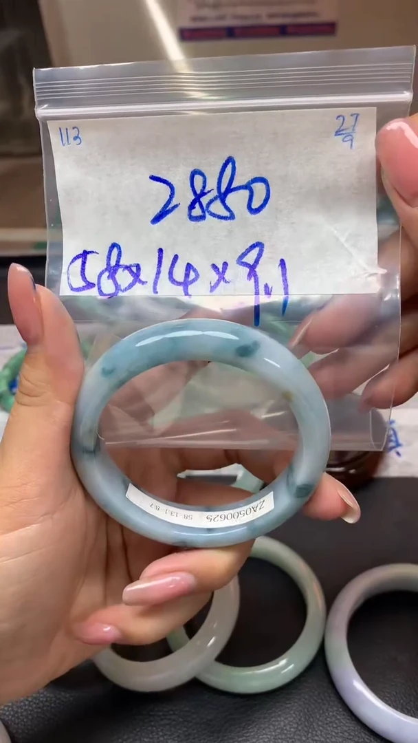 未镶嵌定制翡翠113翡翠毛货需精细抛光手镯多样性拍一发一