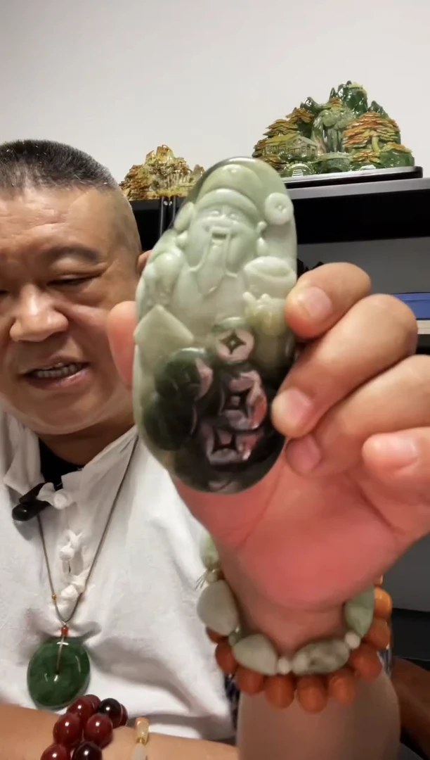 未镶嵌独山玉手把件财神把件