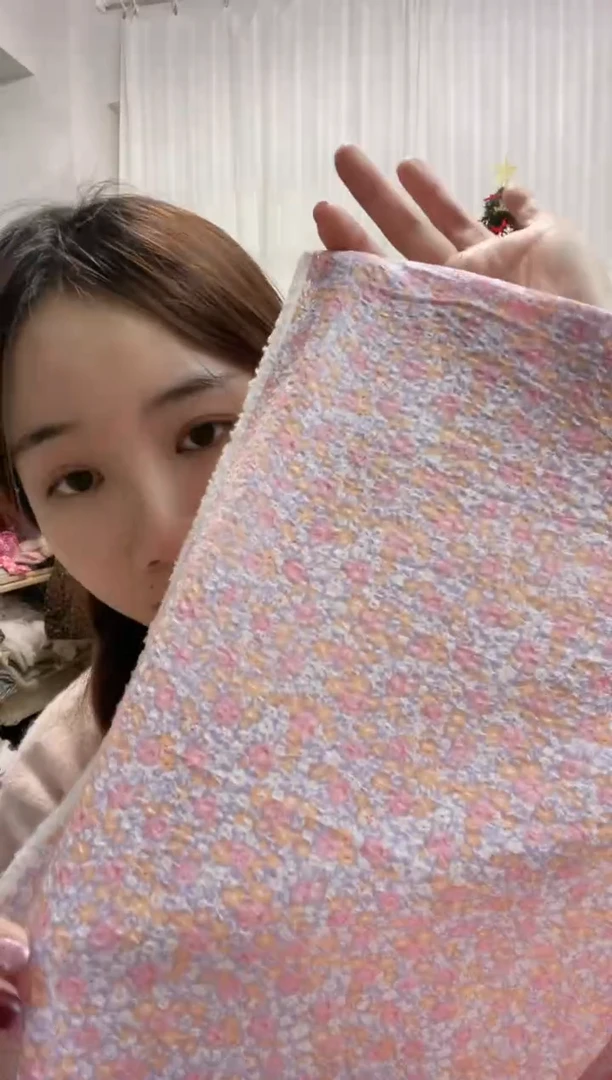 化纤热卖捡漏 最后几米 粉紫色盐缩纯棉布