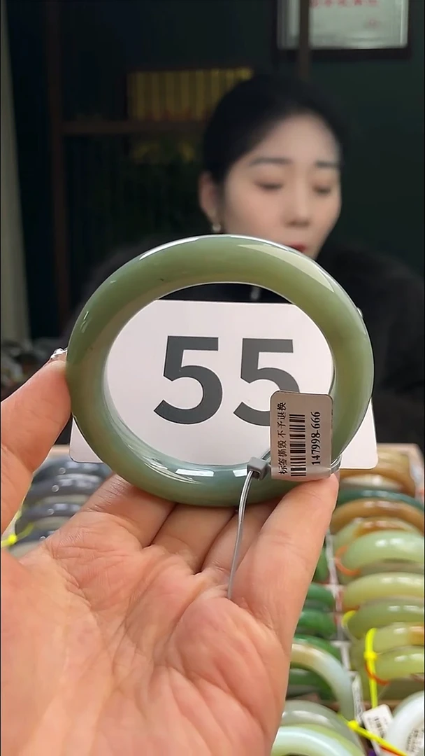 定制和田玉和田玉手镯