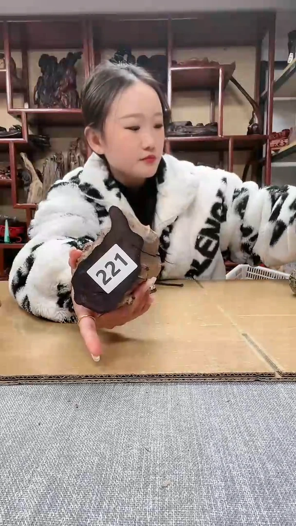 【闪购商品】贡木 红木底座工艺品收藏