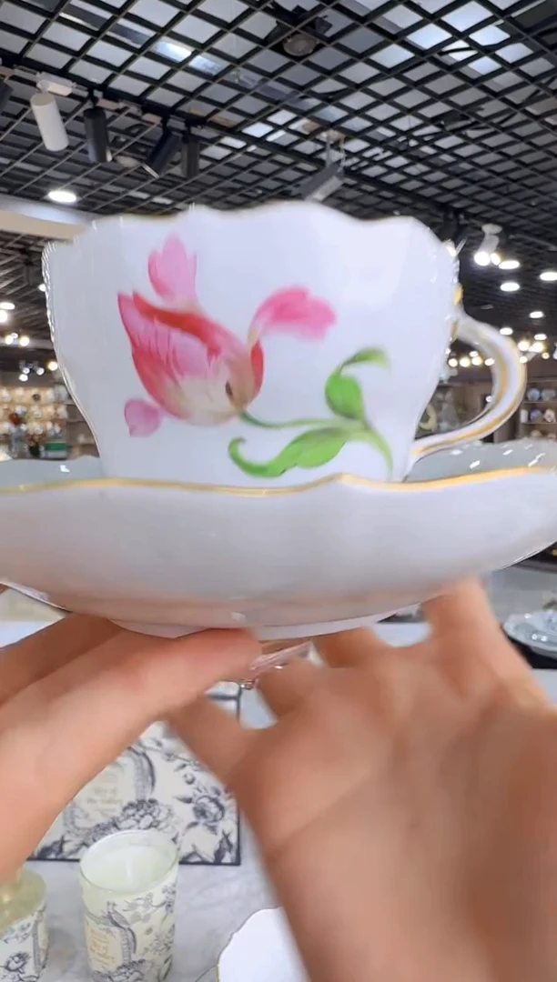 骨瓷娜娜中古瓷器如图所示163