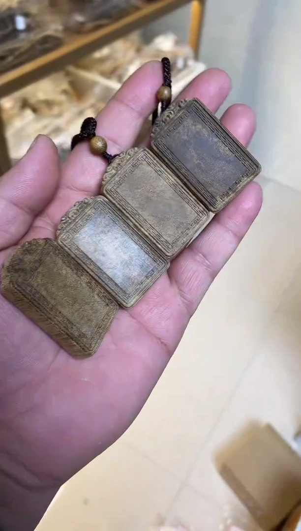 【闪购商品】沉香吊坠菩萨棋雕刻351吊坠多样性发其一