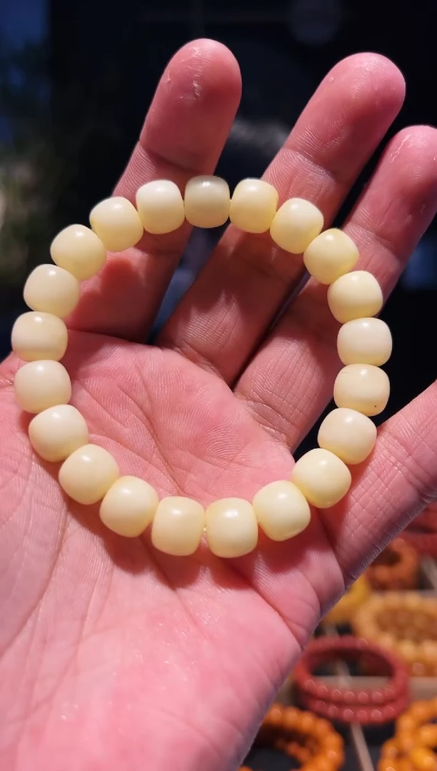 未镶嵌蜜蜡手串10+单圈