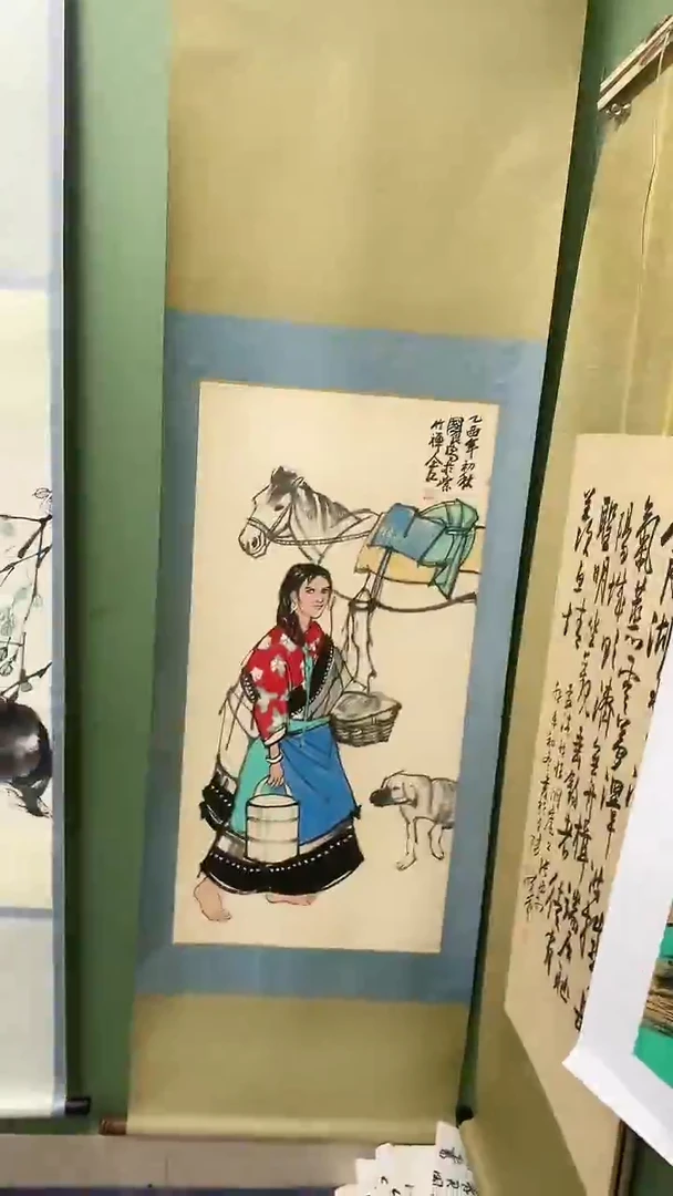 竖款精品人物卷轴，