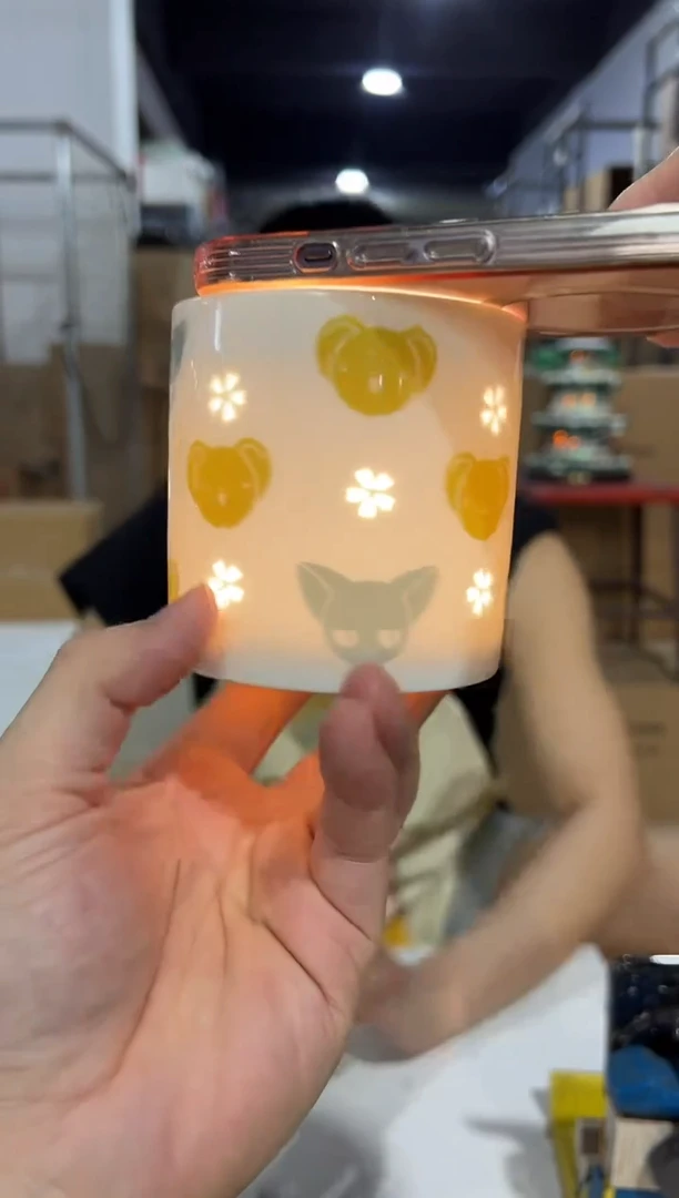 瓷片百变小樱满印镂空咖啡杯