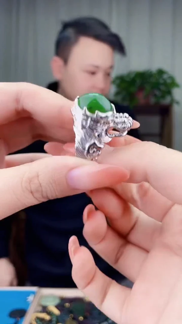 未镶嵌和田玉挂件和田玉拍一发一，多样性发货！