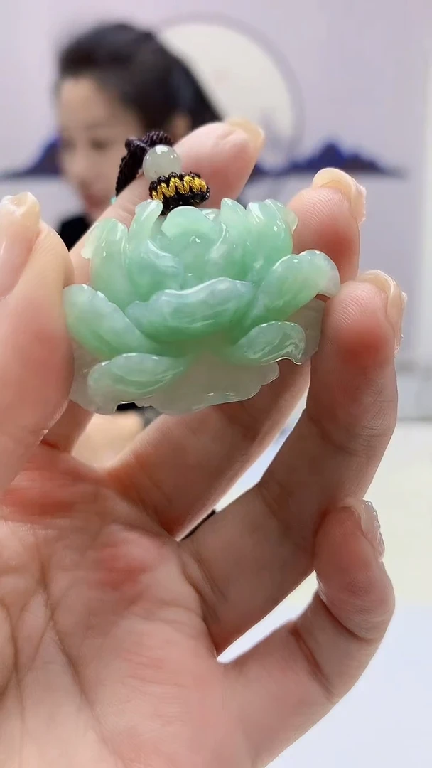 【闪购商品】定制翡翠未镶嵌4902ms-毛货花77