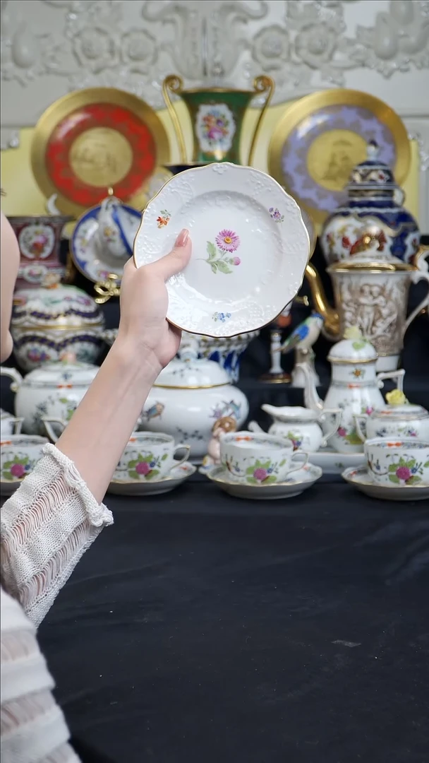 骨瓷婷婷中古器物如图所示106
