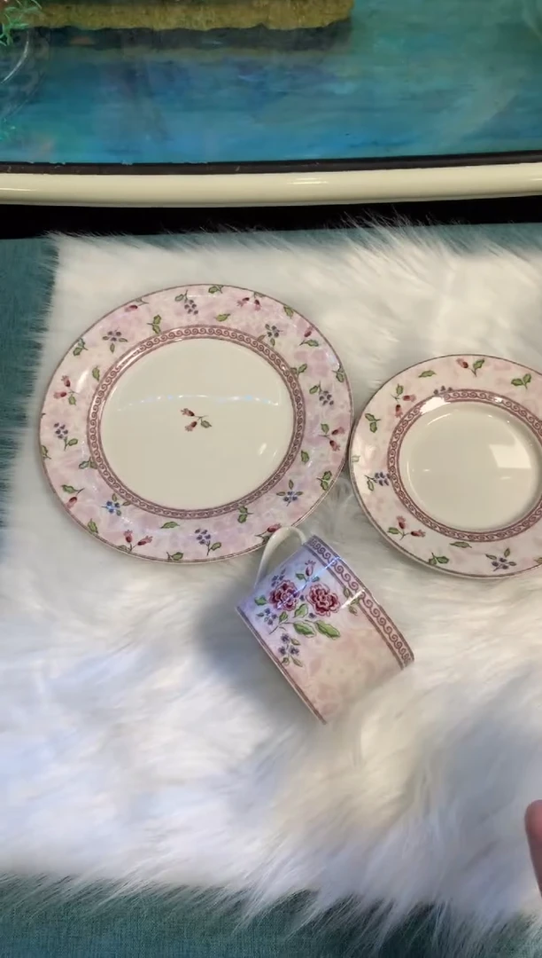 【闪购商品】瓷片陶瓷原单CC684餐具三件套