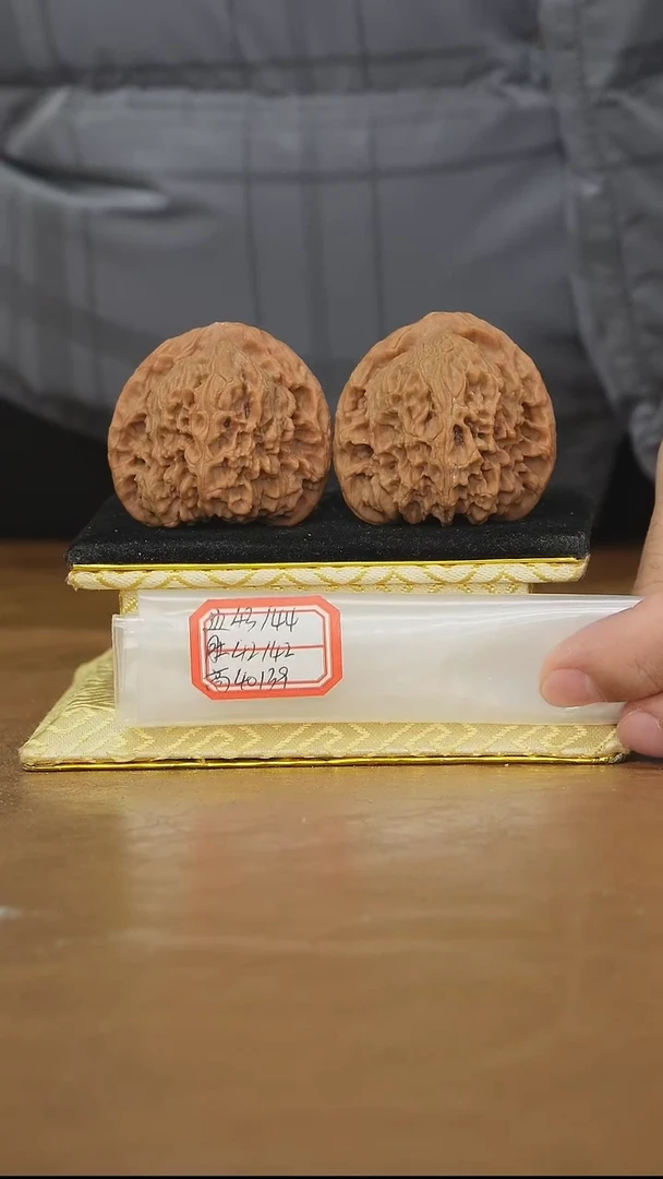 把件文玩核桃赵喜满南将石