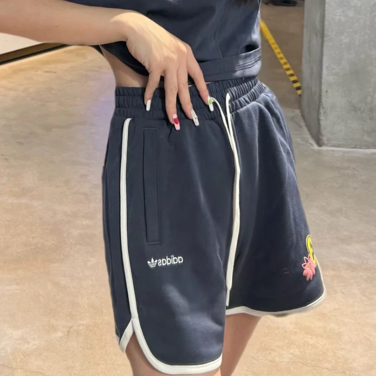 adidas三叶草夏季新款女士休闲运动短裤JX6572