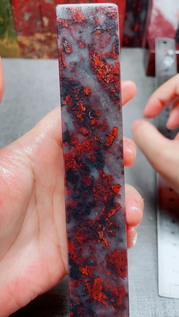 玉桂林鸡血玉素章玉化水墨镇尺37