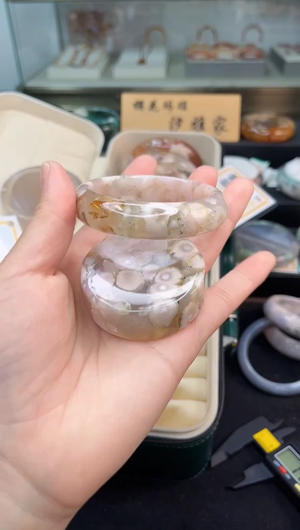 未镶嵌手镯石英质玉54圈口（赠品镯心）314403