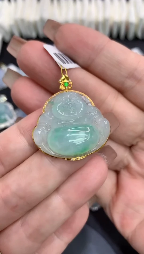 吊坠(不含链)18K金镶嵌翡翠111
