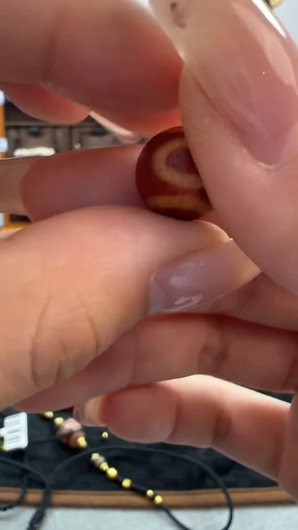 玛瑙/玉髓（覆膜）颈饰未镶嵌13微瑕随机发货