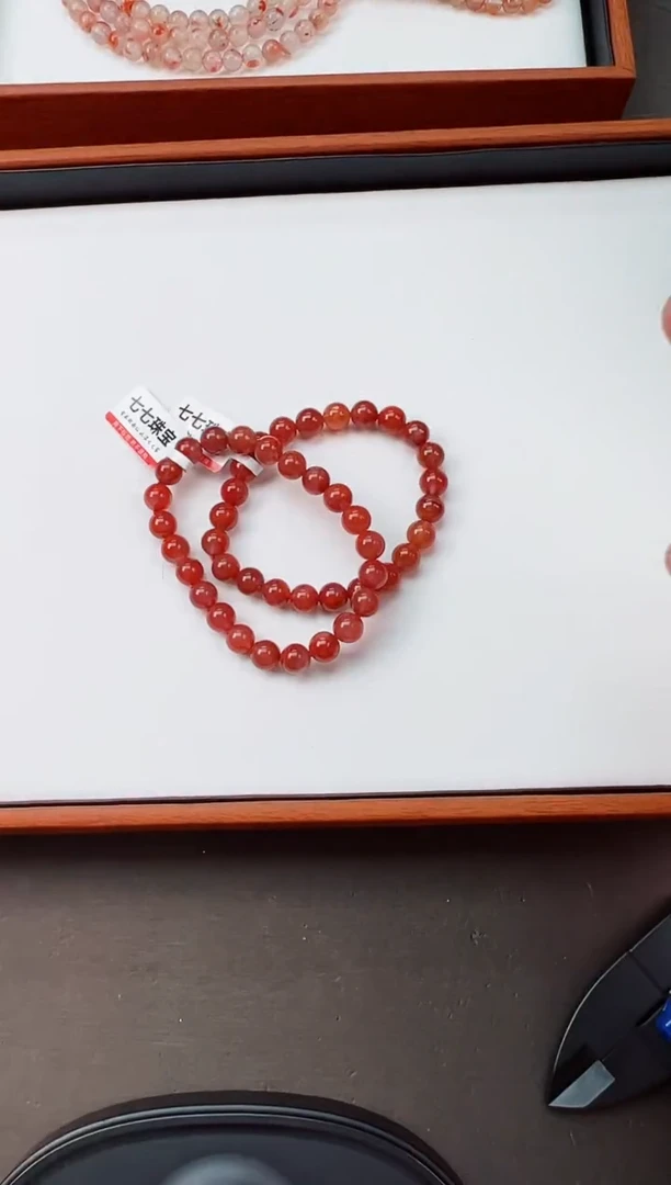 【闪购商品】南红玛瑙手串未镶嵌九口火焰8+一条