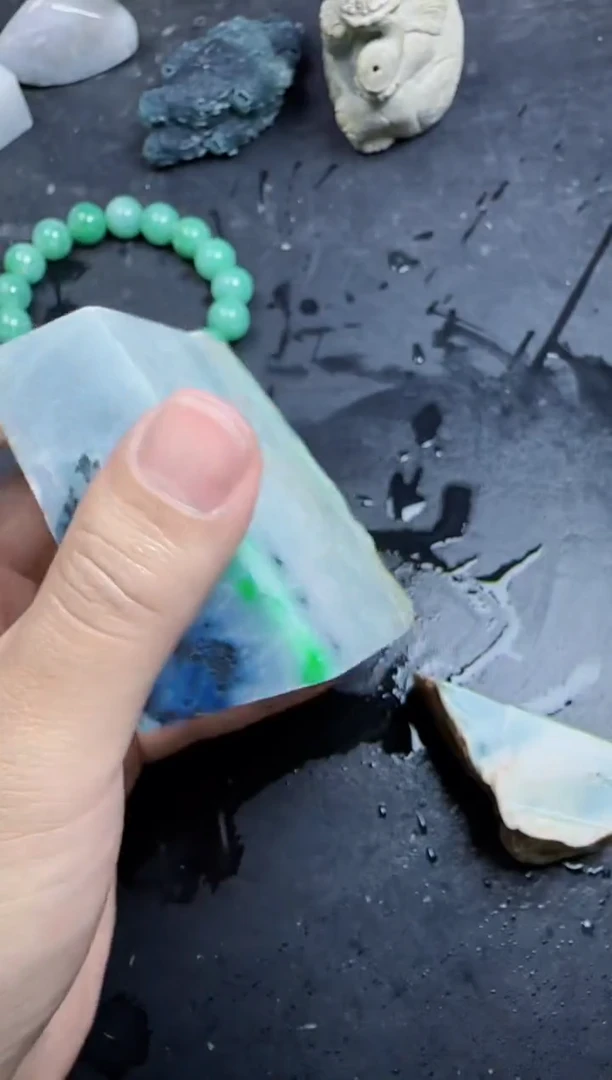 【闪购商品】翡翠颈饰未镶嵌250翡翠