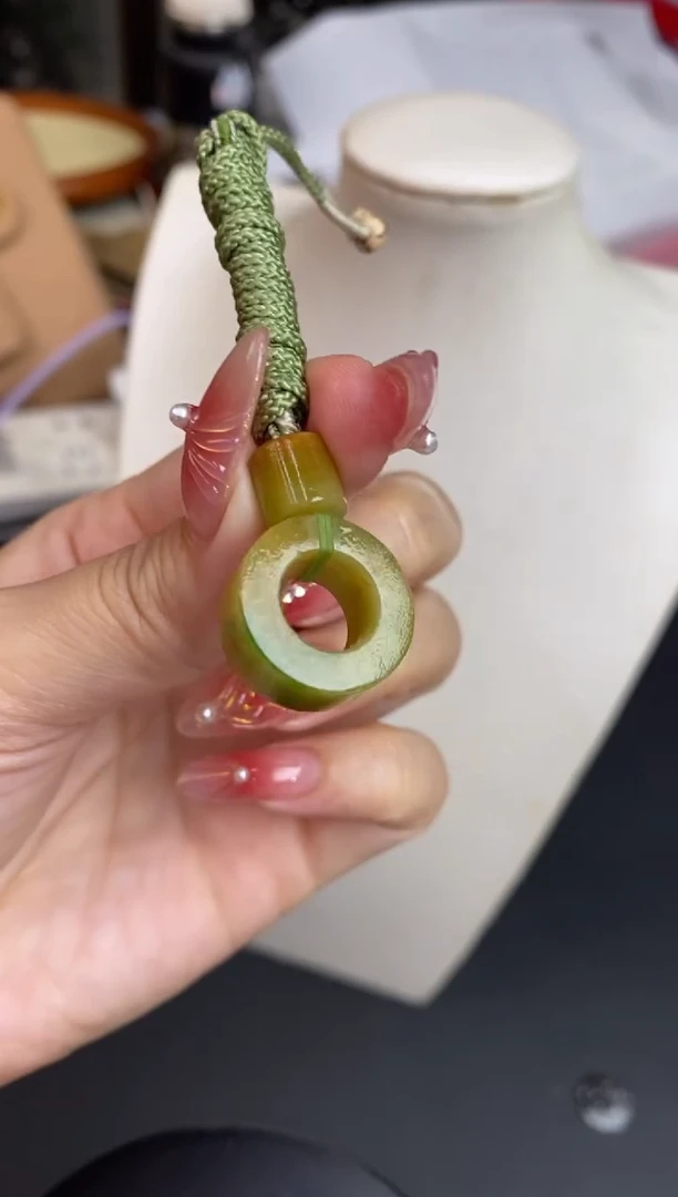 未镶嵌定制翡翠翡翠毛货~