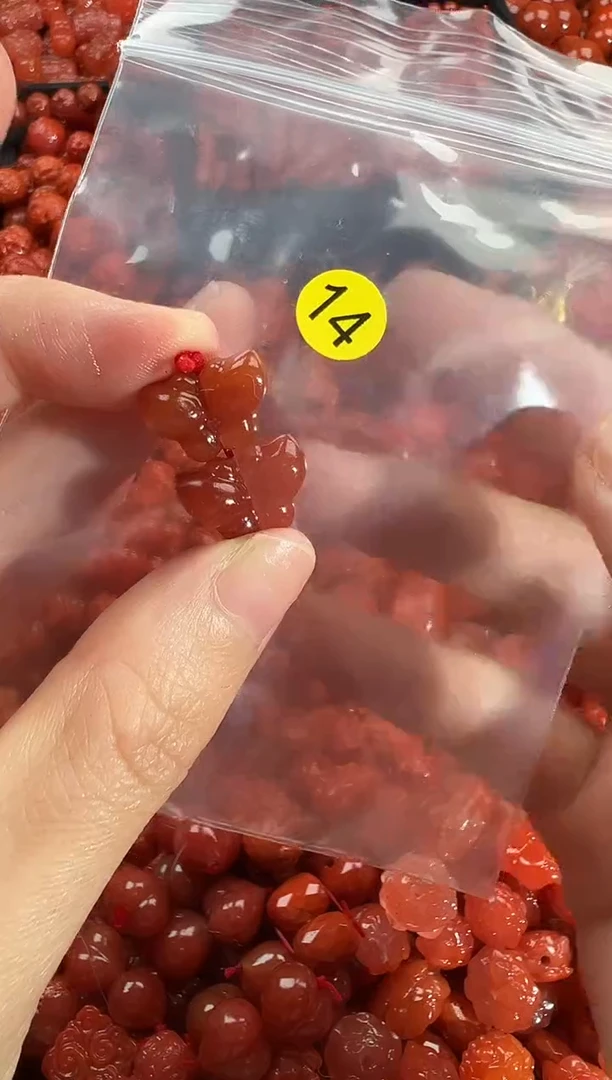颈饰未镶嵌南红玛瑙1