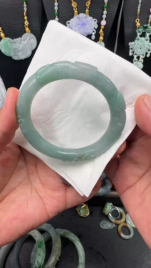 未镶嵌定制翡翠手镯5657