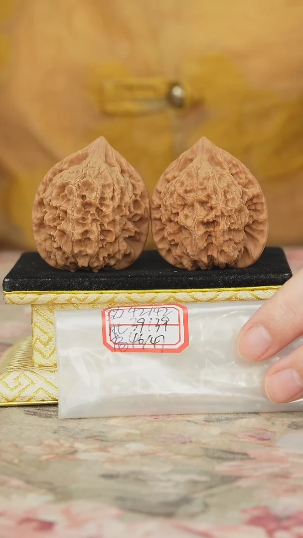 文玩核桃把件官帽