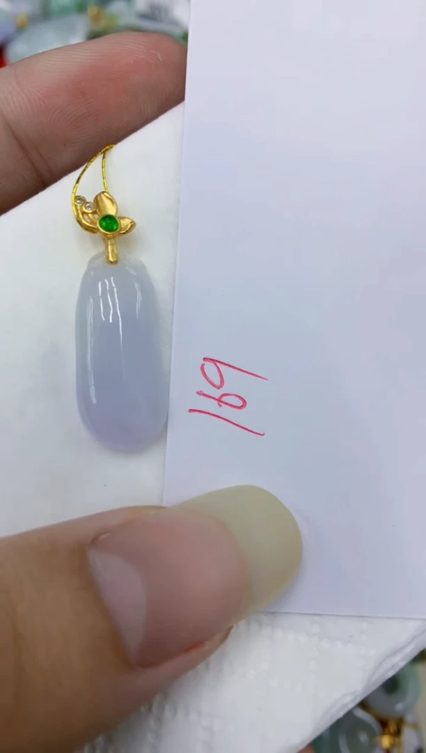 翡翠未镶嵌颈饰11111111111111
