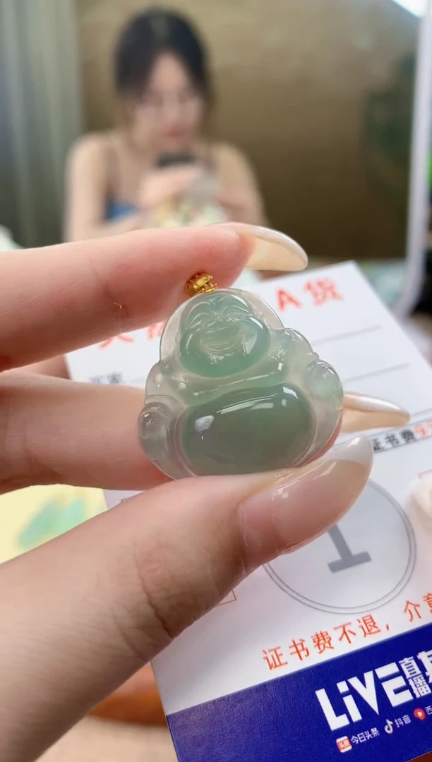 翡翠18K金镶嵌颈饰天然A货翡翠挂件