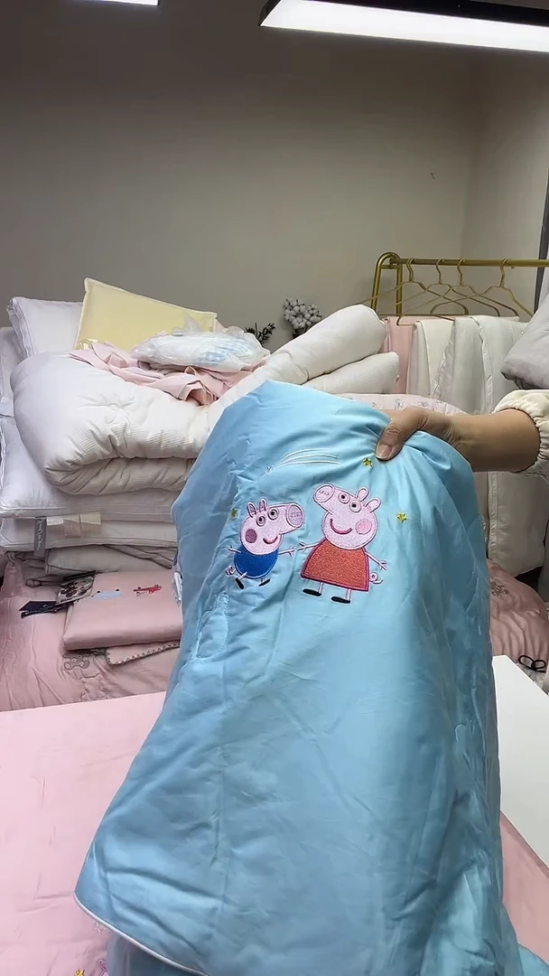 95%以上长绒棉夏被150*200