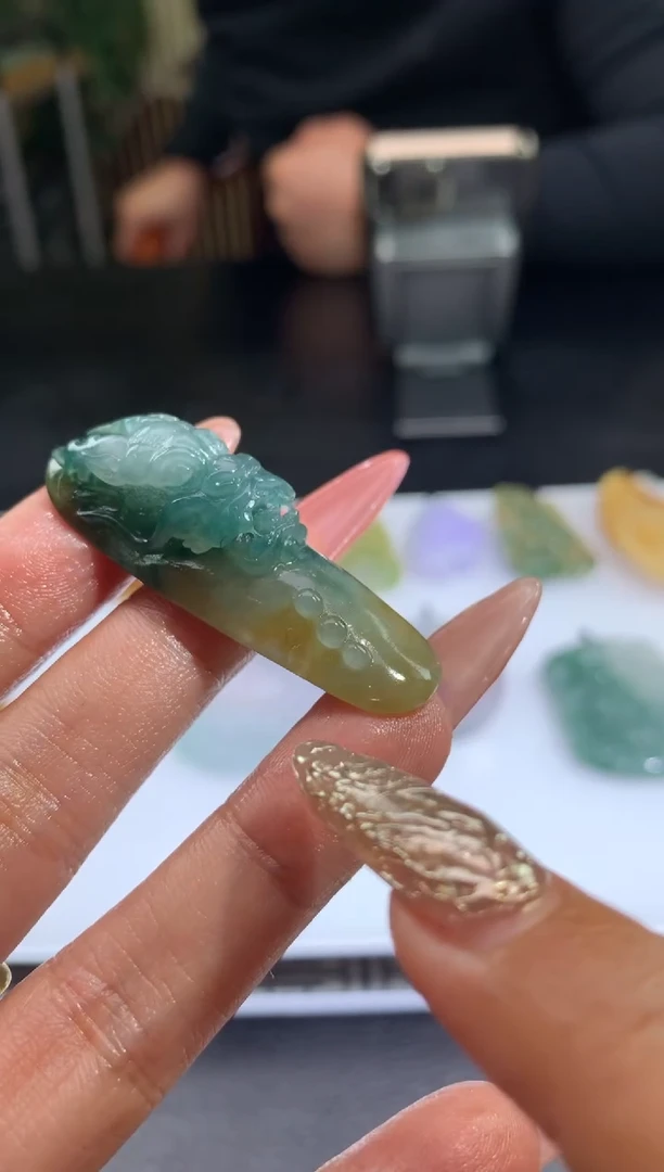 未镶嵌定制翡翠话*翡翠