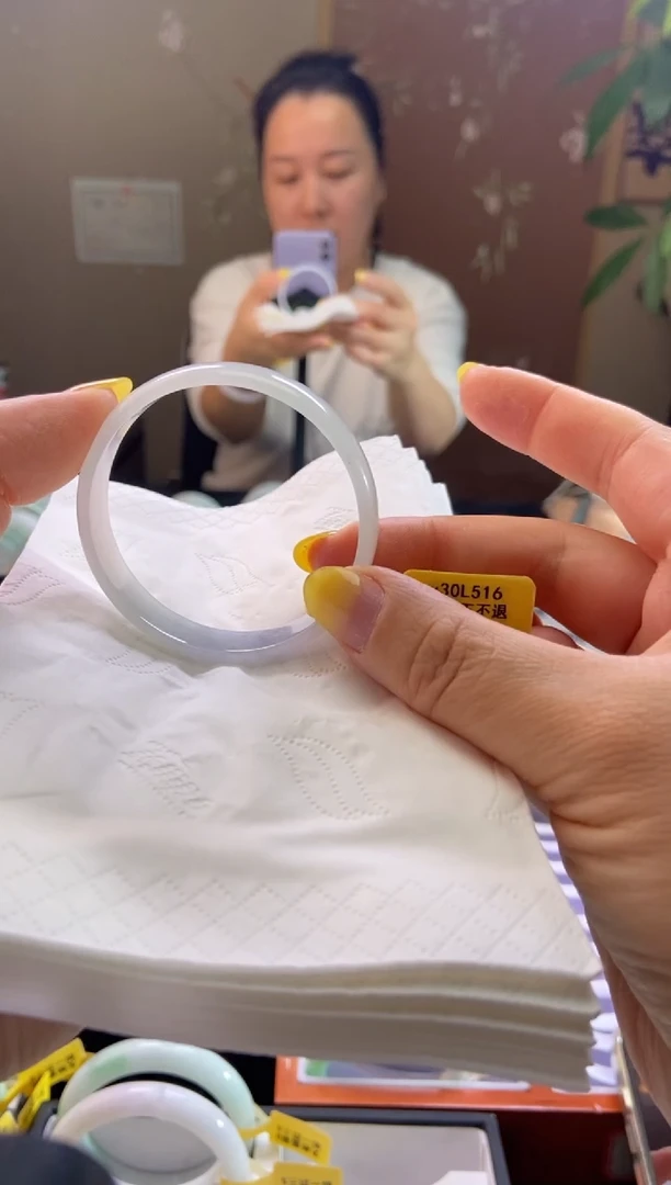 未镶嵌手镯翡翠你****天5152圈口d