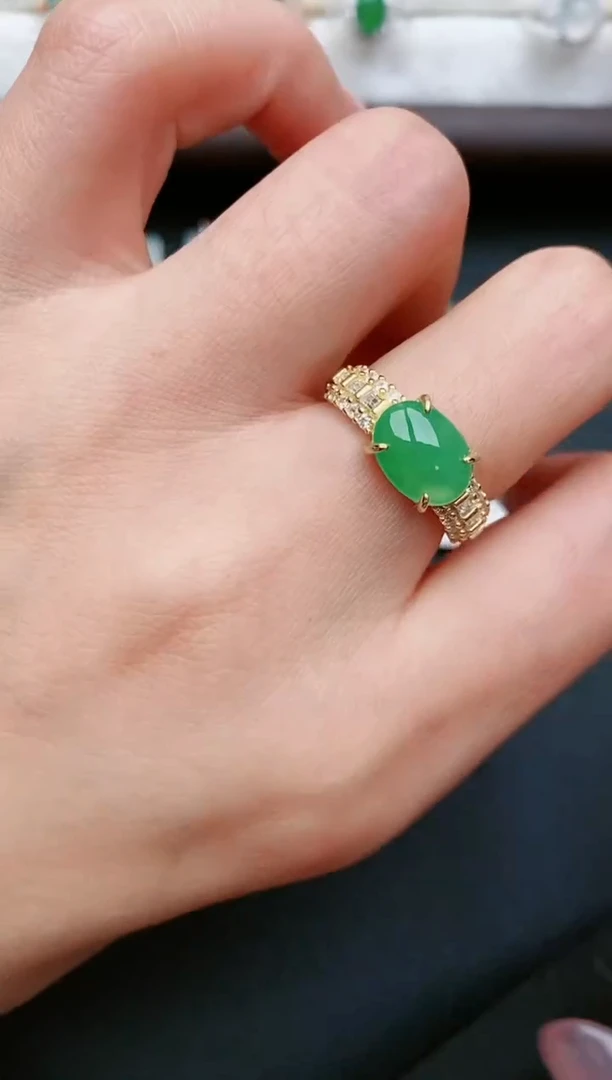 翡翠戒指银S925镶嵌....