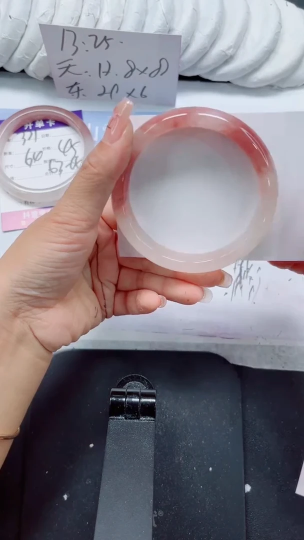 未镶嵌手镯石英质玉322-60