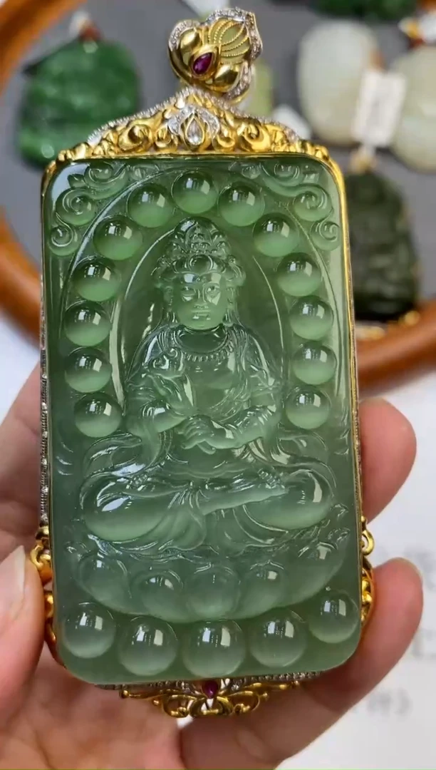 未镶嵌和田玉挂件江**g303468       多人