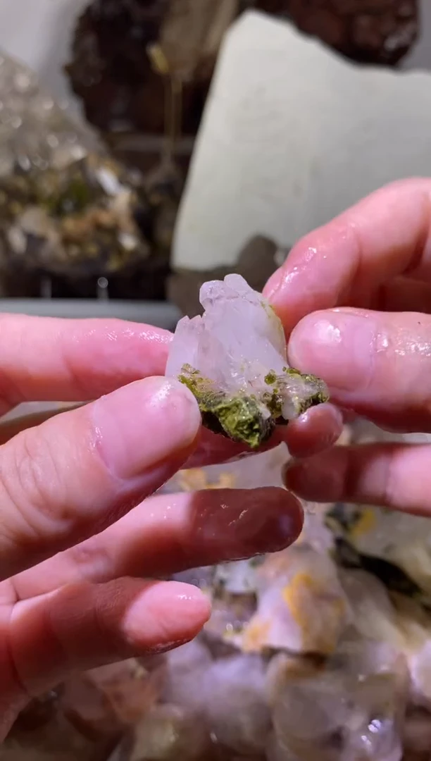 未镶嵌珠宝半成品水晶62号四川超七花园水晶