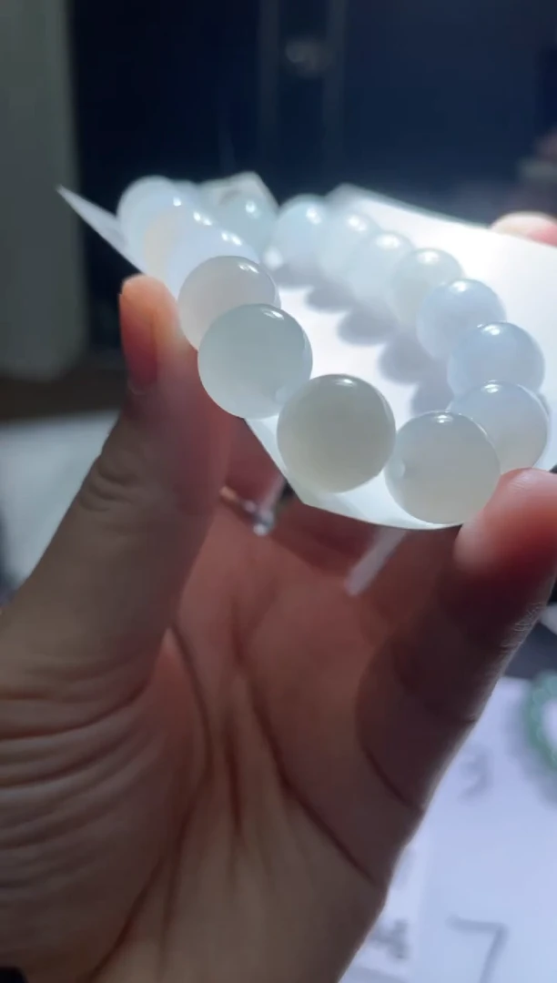 【闪购商品】定制翡翠未镶嵌翡翠手串