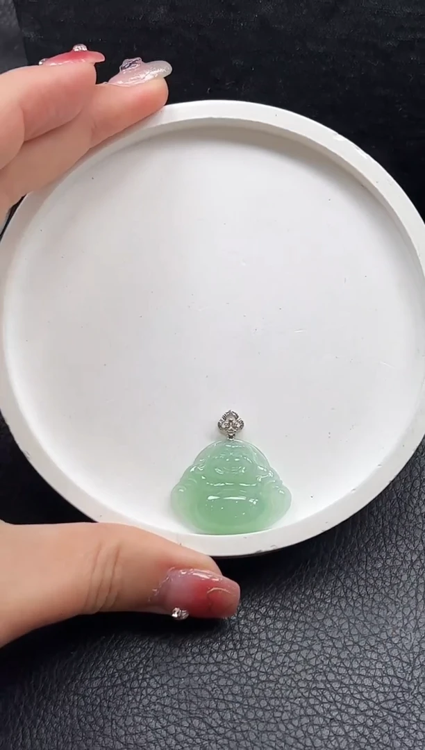 【闪购商品】翡翠颈饰18K金镶嵌佛公