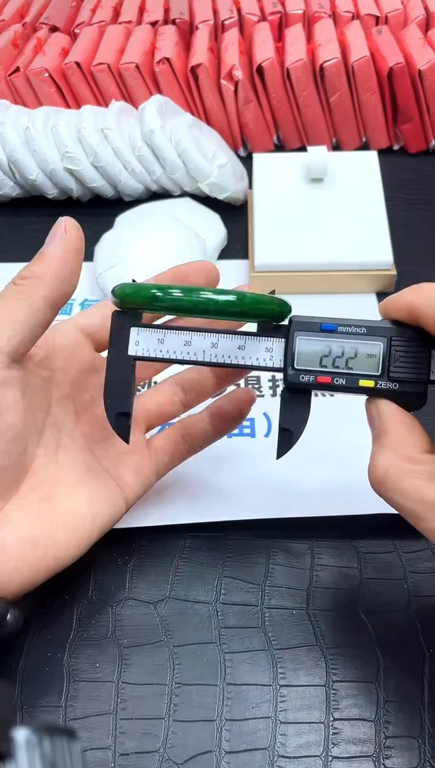 翡翠手镯未镶嵌直播间所见所得！