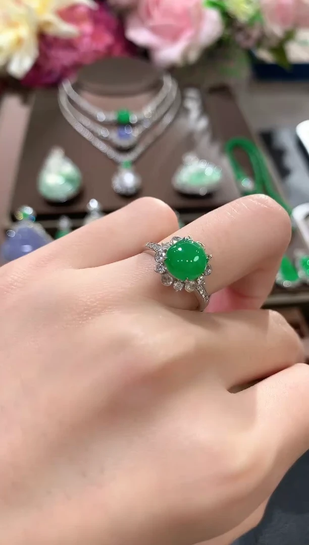 18K金镶嵌戒指翡翠c14