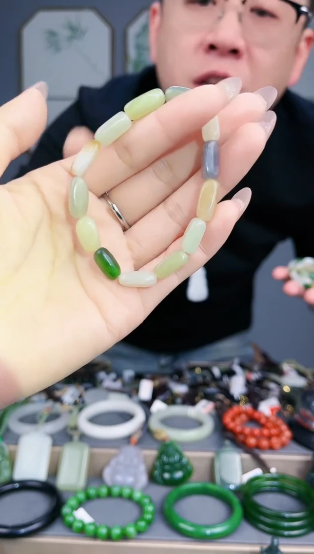 【闪购商品】和田玉颈饰未镶嵌AA多样性发货 拍一发一