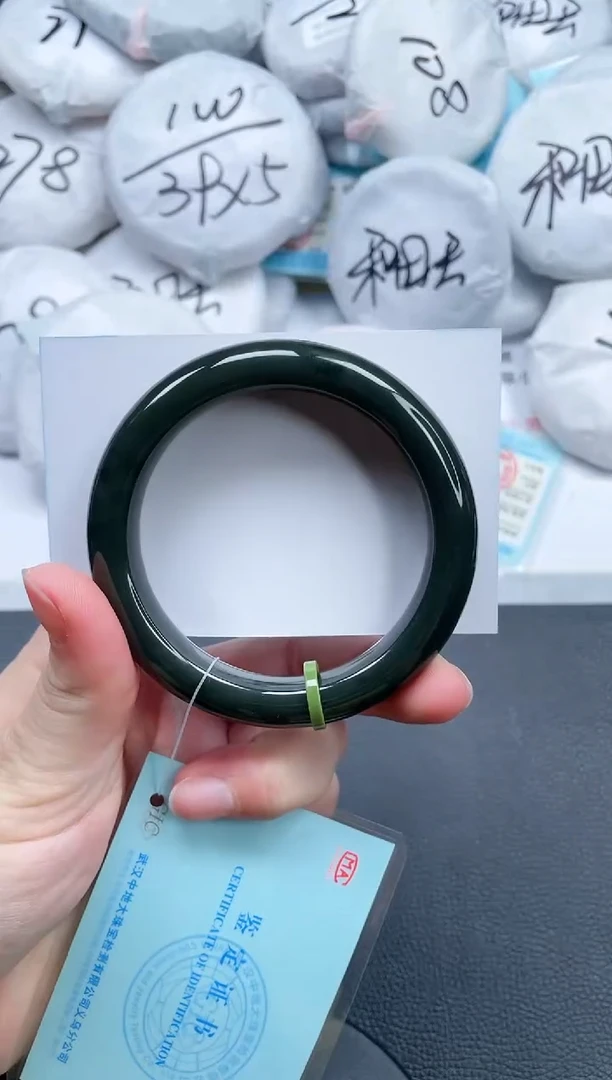 和田玉手镯未镶嵌26V99-56