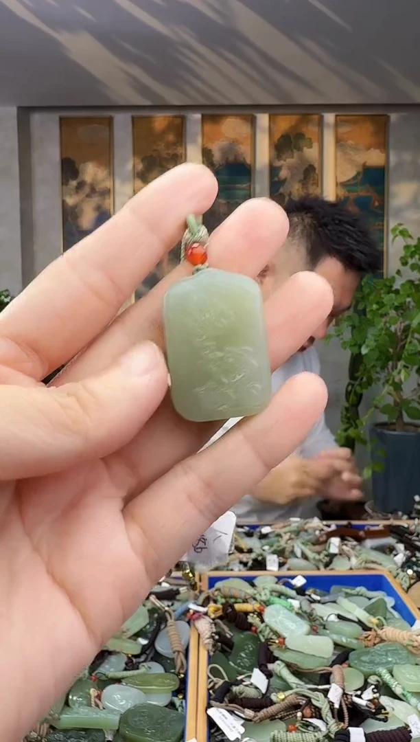 未镶嵌和田玉挂件拍一发一