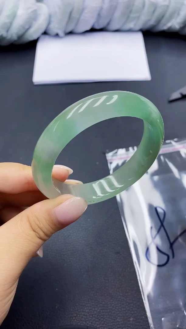 高冰透美人手镯 所见即所得27