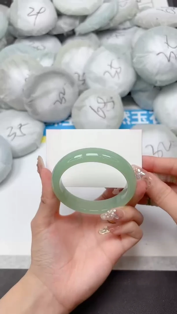 未镶嵌手镯石英质玉101-57.3