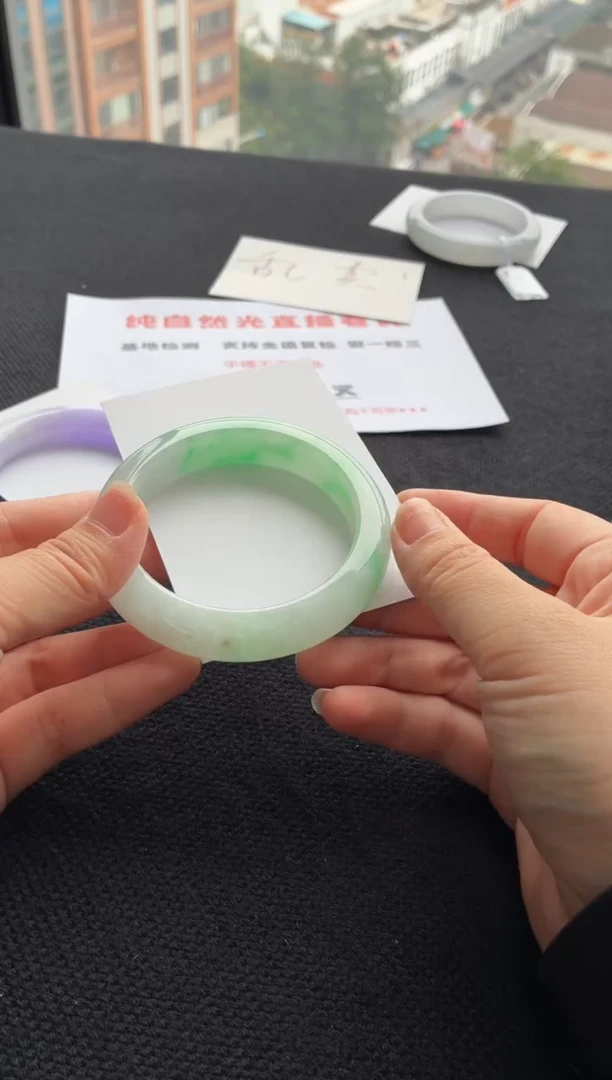 翡翠手镯未镶嵌买断价XW23017550