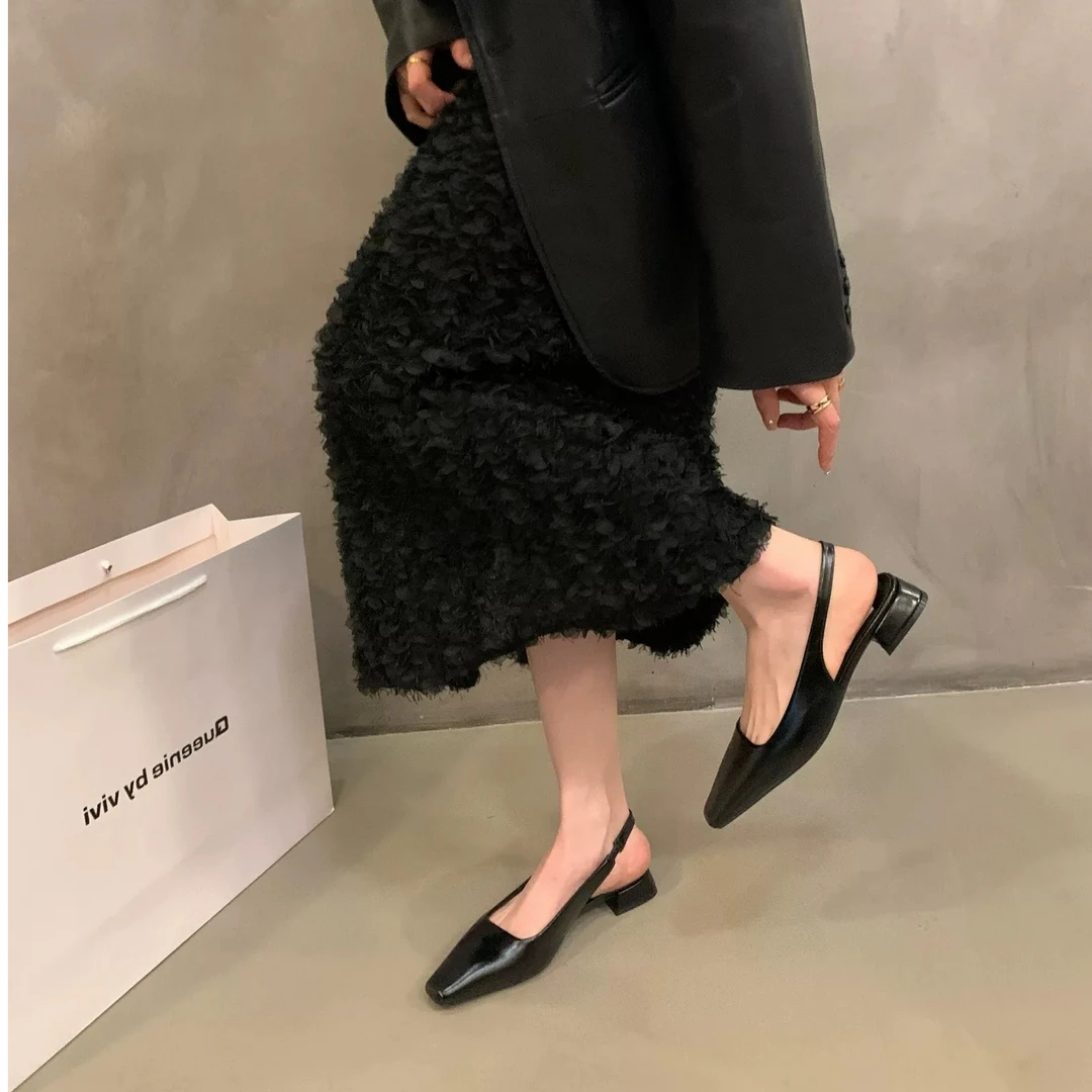 百搭夏季黑色春季法式粗跟包头平底17028-2