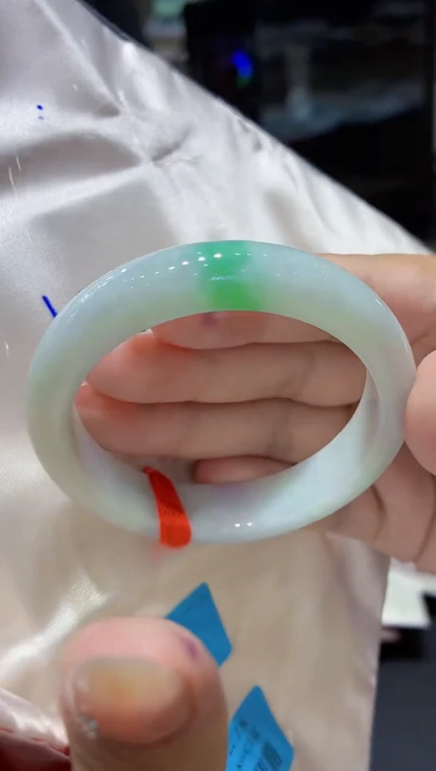 未镶嵌手镯翡翠翡翠手镯