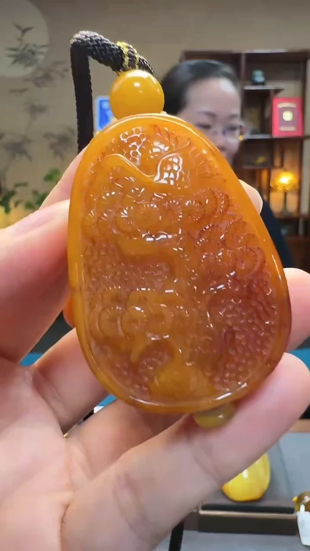 琥珀吊坠(不含链)未镶嵌天然保真蜜蜡老物件套装（送绳子）