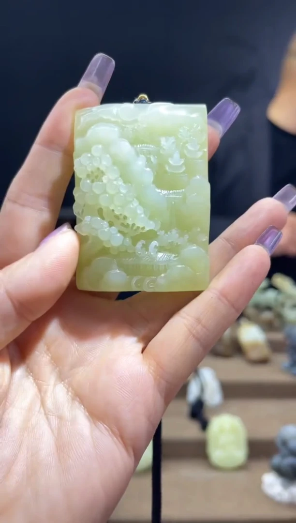 颈饰未镶嵌和田玉1