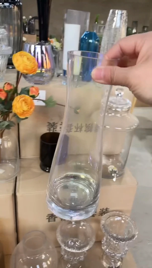 【闪购商品】无铅玻璃炫彩花瓶